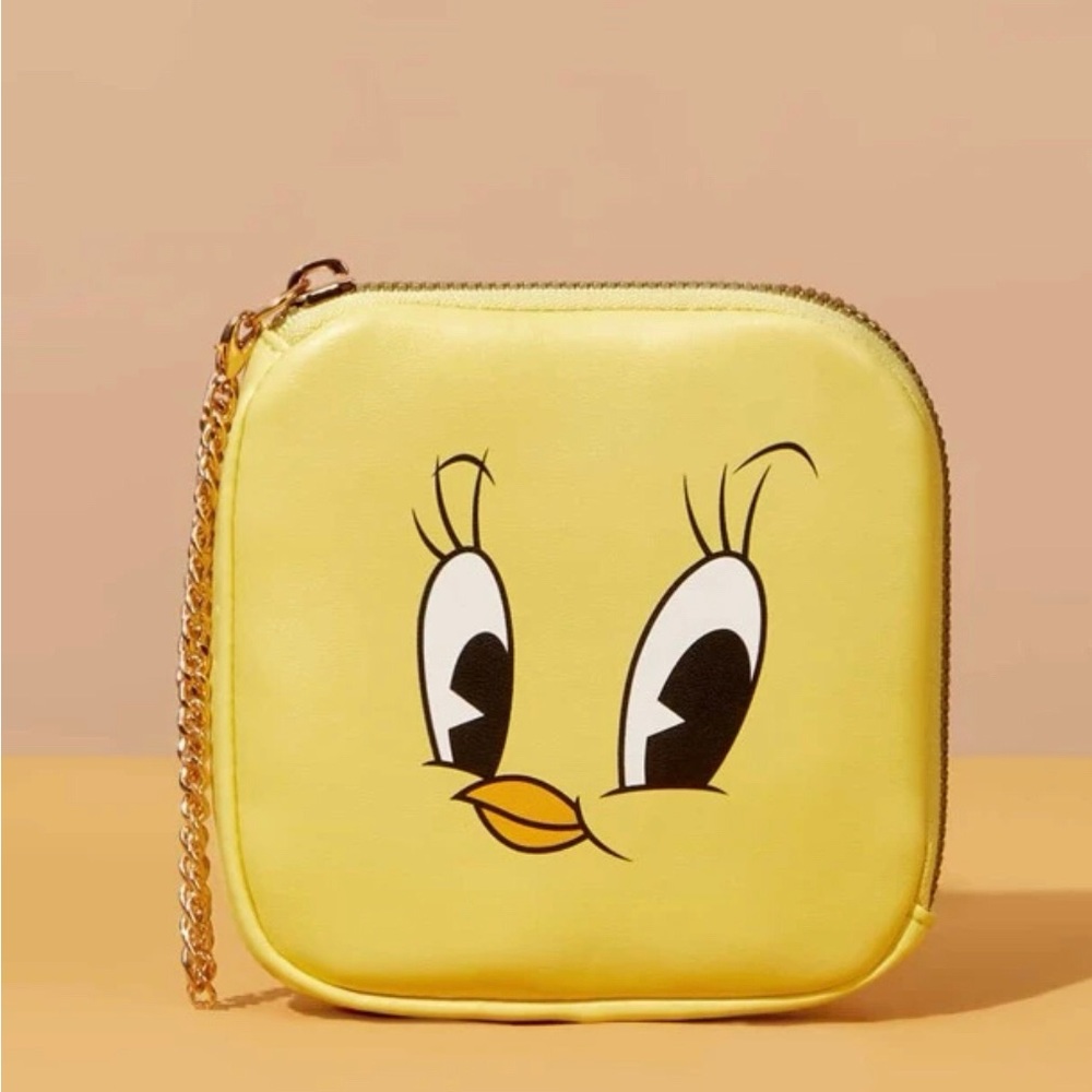 Looney Tunes Tweety Bird Pouch